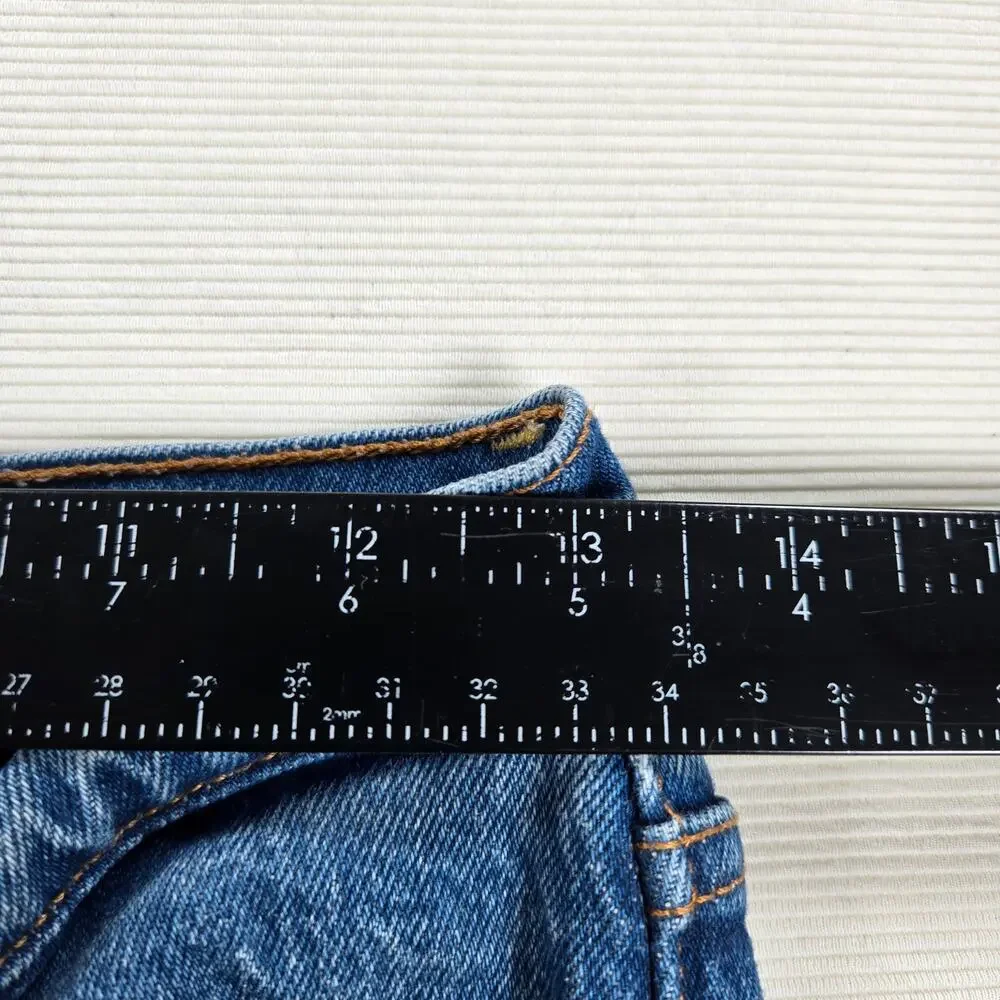 Levis pre loved